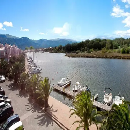 La Lagune En L'ile